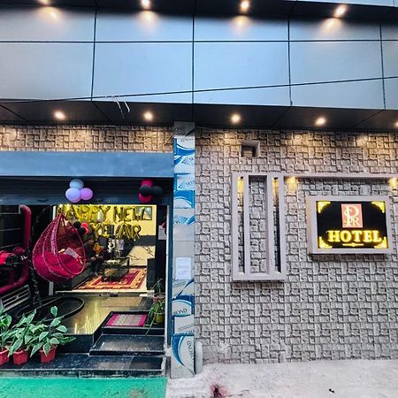 Hotel Ps Residency Варанасі Екстер'єр фото